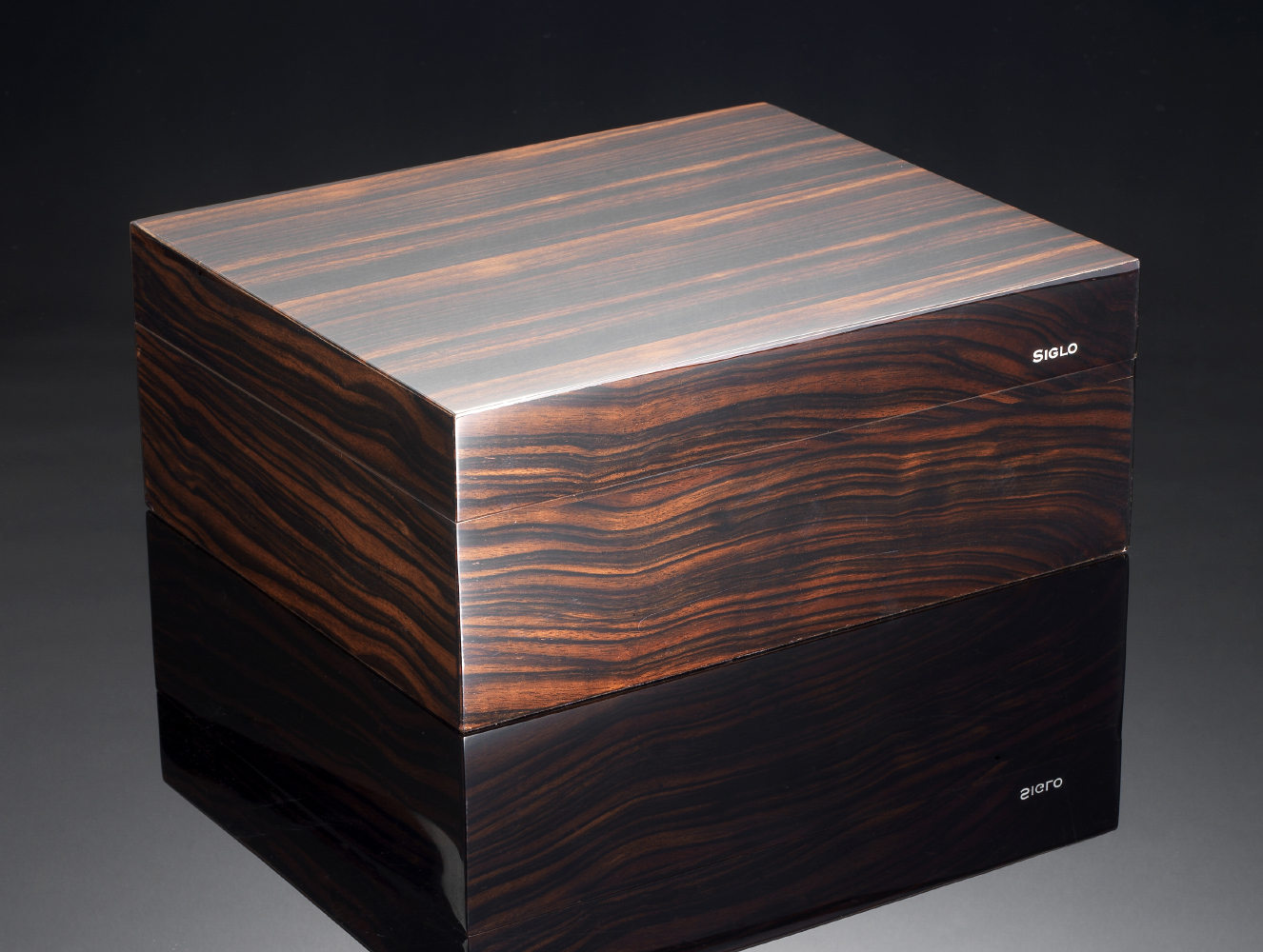 Siglo 50-Stick Humidor Macassar Ebony